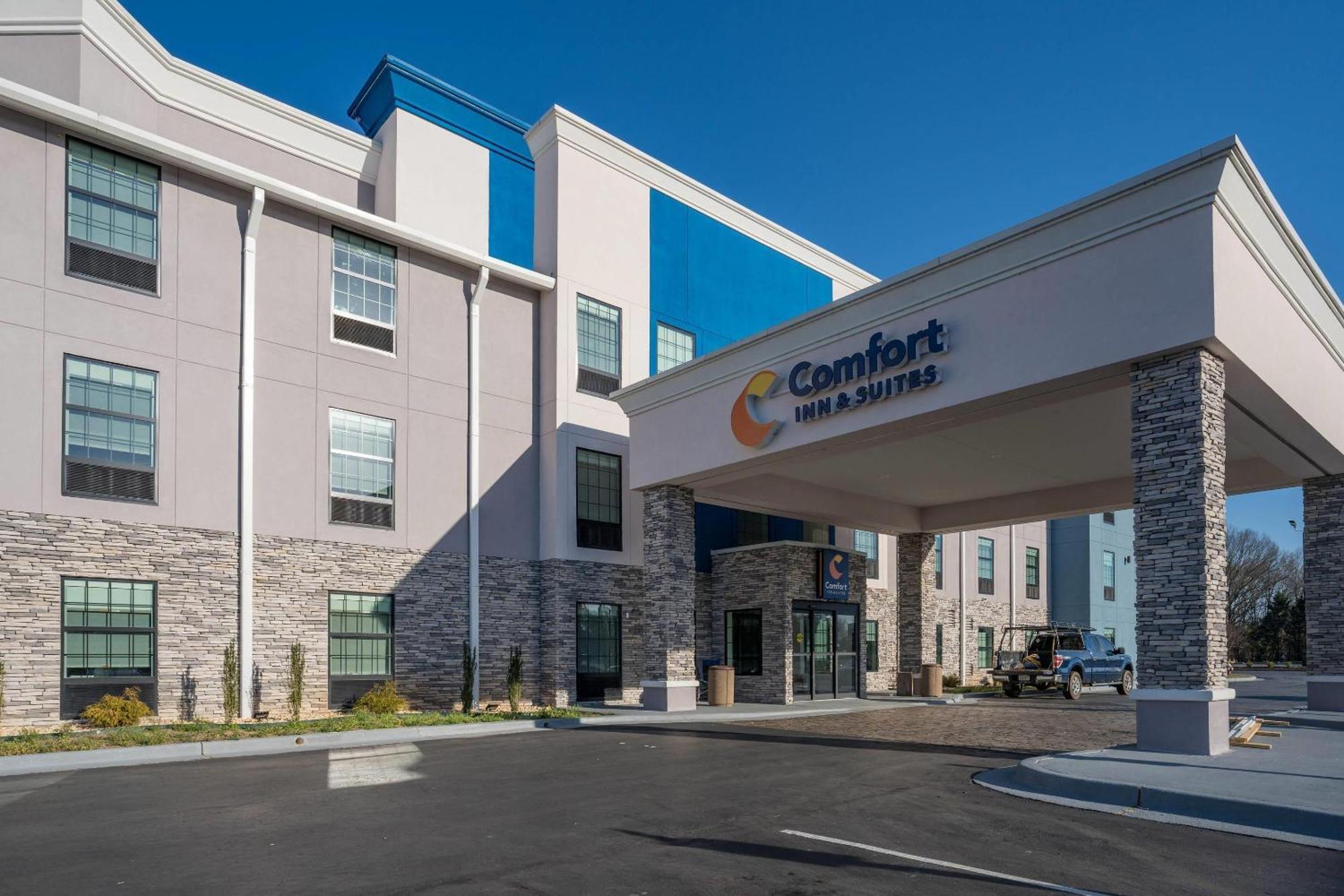 Comfort Inn & Suites River City Decatur Buitenkant foto
