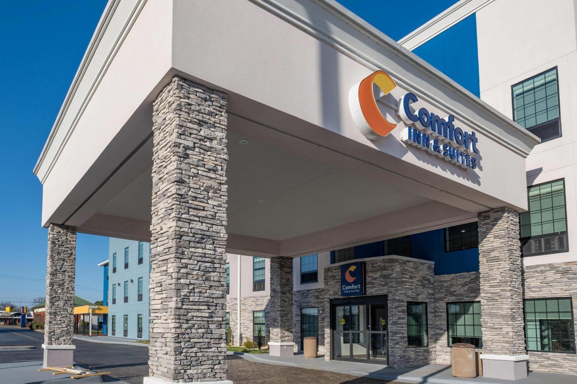 Comfort Inn & Suites River City Decatur Buitenkant foto